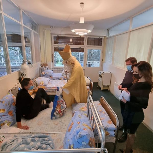 Gradonačelnik Kordić posjetio Odjel pedijatrije SKB Mostar