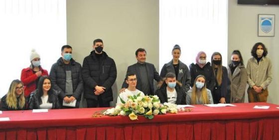Grad Mostar za stipendiranje studenata osigurao 357.000 KM