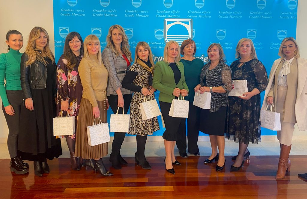 Povodom Dana žena Gala Group darovala svoje kozmetičke proizvode
