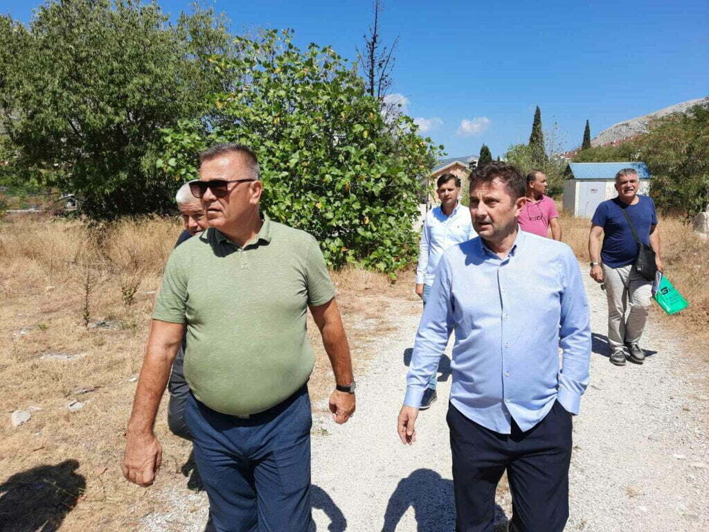 Kordić i Marić obi&scaron;li lokaciju na kojoj će se graditi Olimpijski bazen u Mostaru