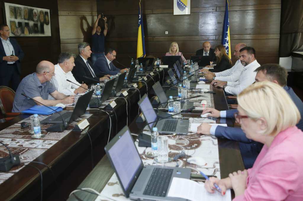 Iz Proračuna FBiH 13,5 milijuna KM za izgradnju dvorane, bazena i zgrade HNK u Mostaru