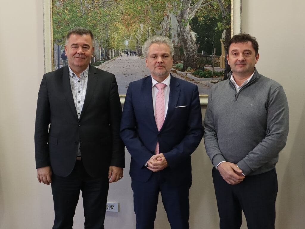 Sattler pohvalio rad gradskih vlasti i pozvao ih da nastave u istom smjeru