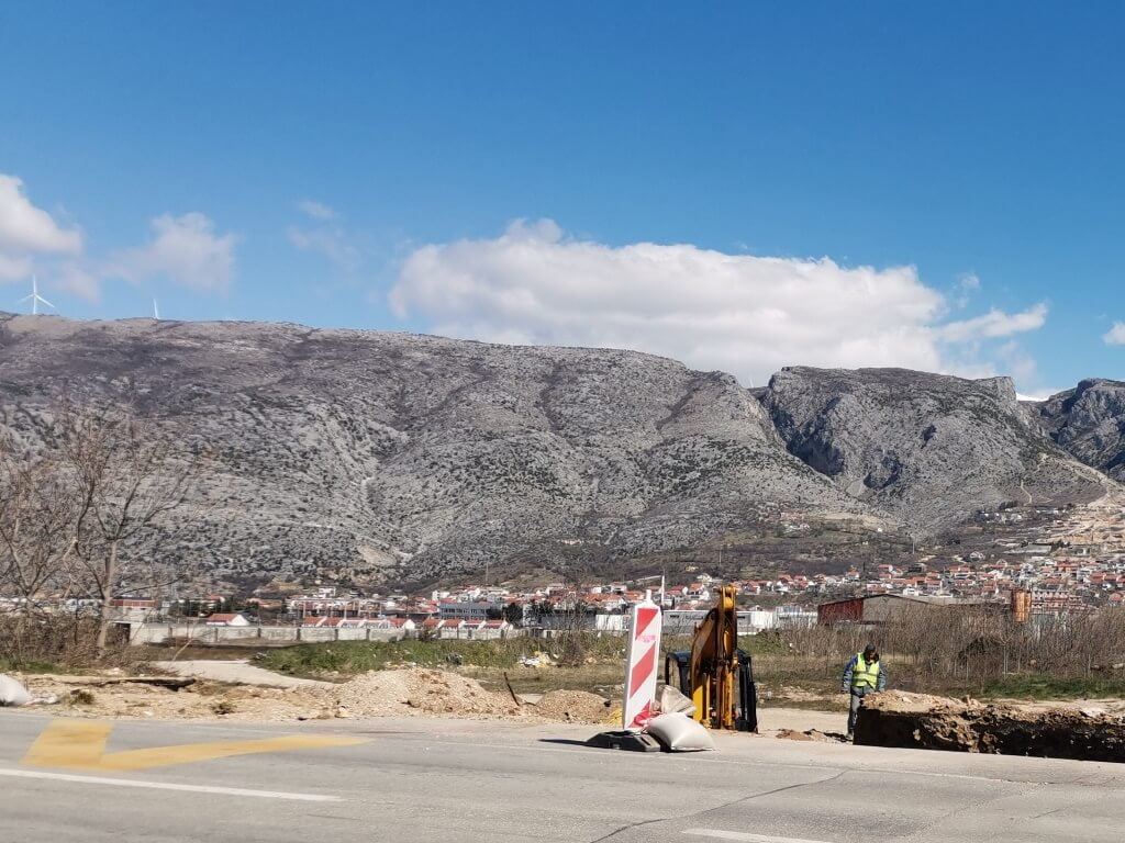 U tijeku pripremni radovi na rekonstrukciji prometnice u Rodoču, dionica Čekrk-križanje za Aluminij