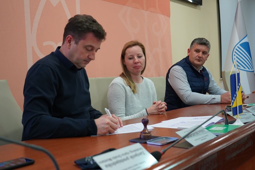 Potpisana dokumentacija za javnu rasvjetu na Trimuši