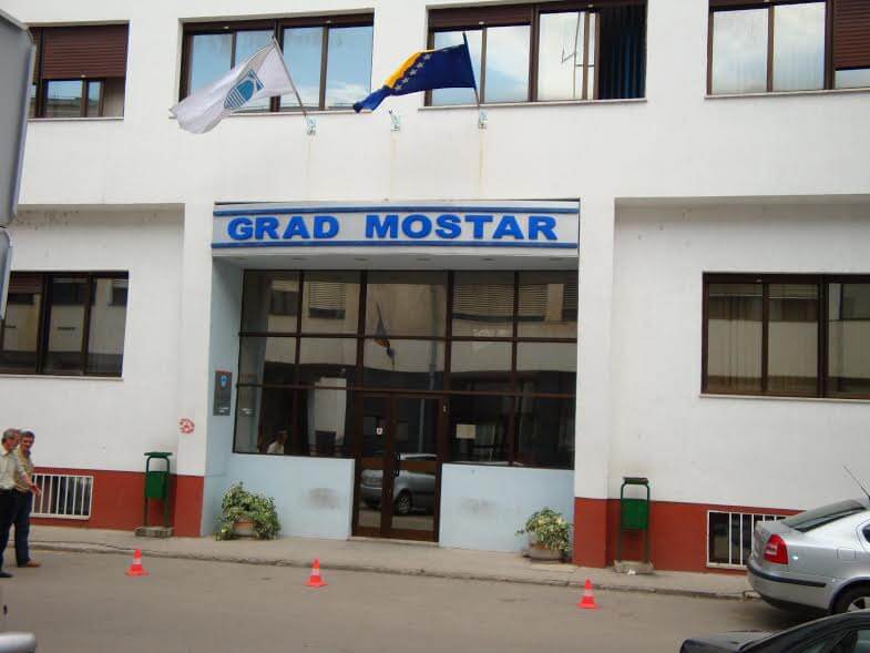 Gradonačelnik Kordić u obilasku gradskih odjela