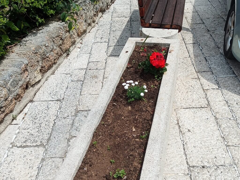 Grad pozvao građane na odgovorno ponašanje: Sve učestalije vandalsko i sustavno uništavanje zelenih površina