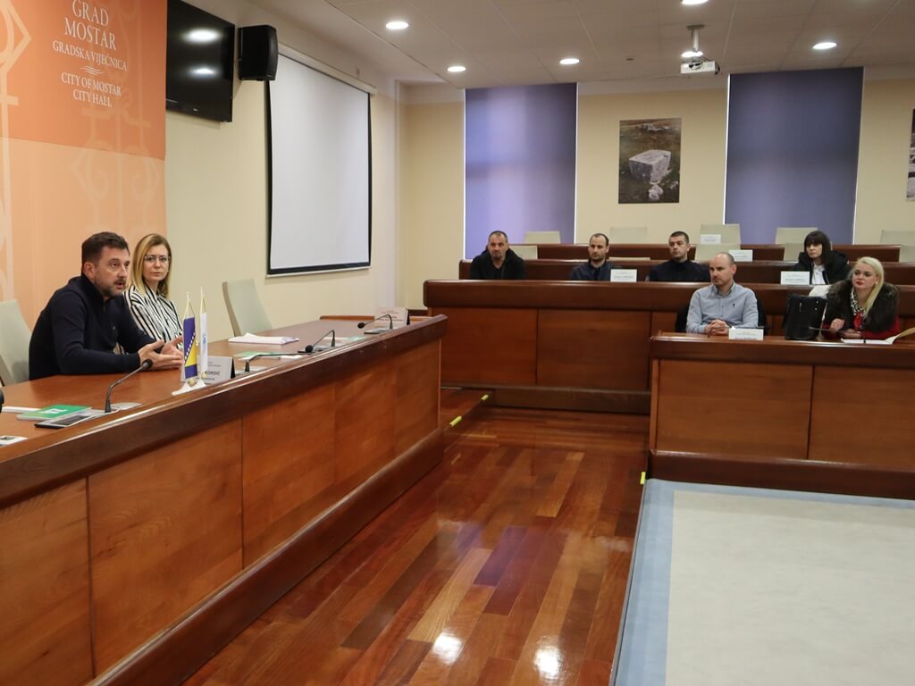 Gradonačelnik Kordić: Neka se čuju sve strane