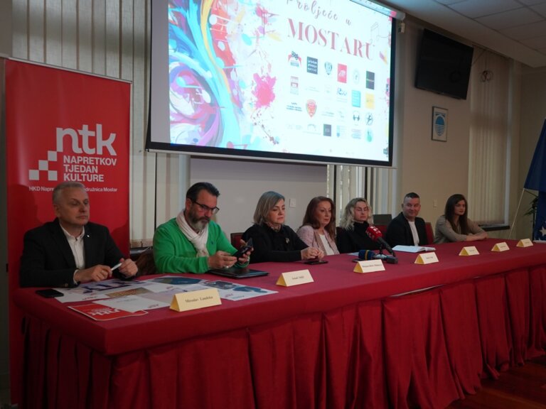 Predstavljene proljetne manifestacija u Mostaru