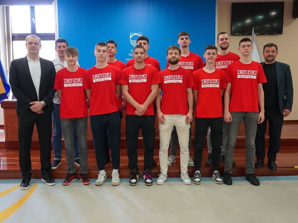 Gradonačelnik Kordić upriličio prijem za HKK Zrinjski 1992.