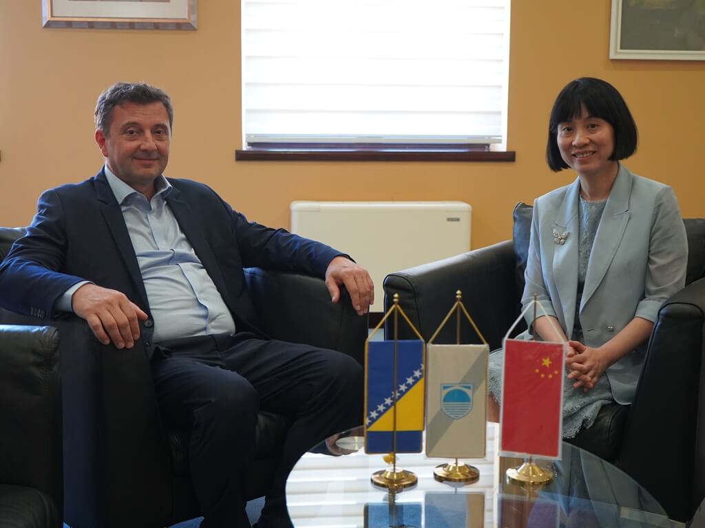 Gradonačelnik Kordić primio u nastupni posjet veleposlanicu Kine