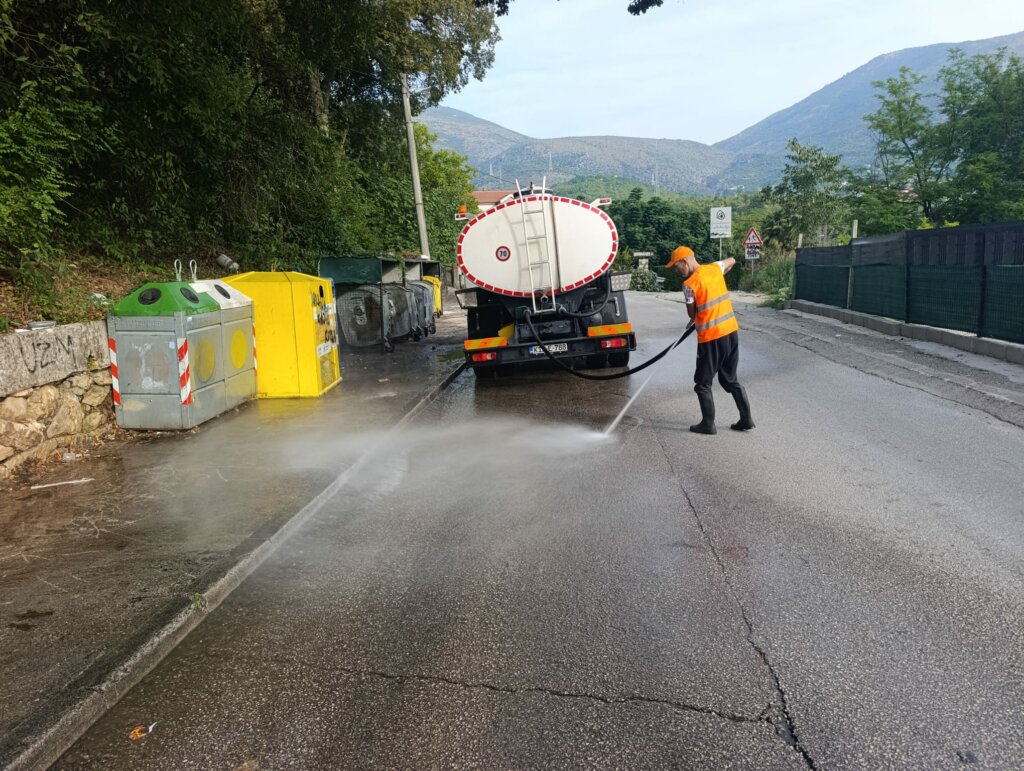 Grad Mostar: Intenzivno či&scaron;ćenje ulica u tijeku &ndash; poziv građanima na strpljenje i zajedničku odgovornost