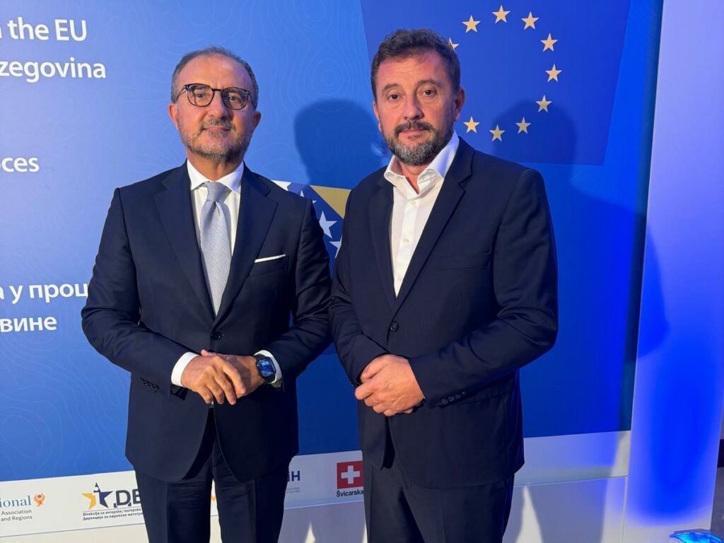 Gradonačelnik Kordić na konferenciji 'Uključivanje općina i gradova u proces pristupanja Europskoj uniji'