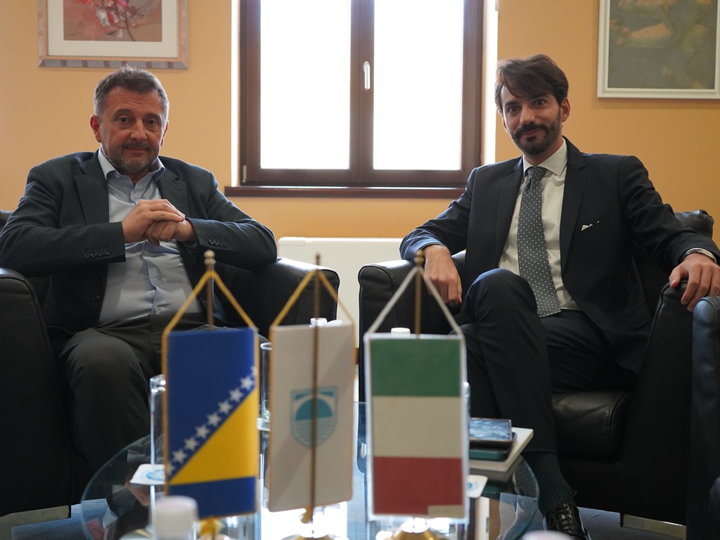 Gradonačelnik Kordić i zamjenik &scaron;efa misije Veleposlanstva Italije razgovarali o političkoj situaciji u BiH