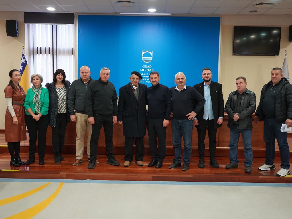 Potpisan tripartitni ugovor između Federalnog ministarstva raseljenih osoba i izbjeglica, Grada Mostara i &scaron;est korisnika &ndash; povratnika